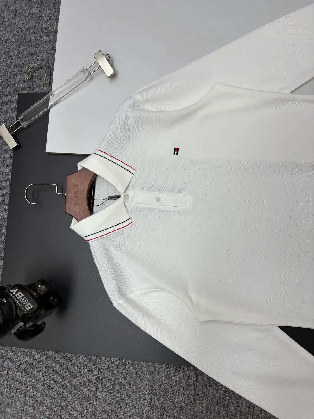 TOMMY New Arrival Polo Same Style 260 ， Factory New Arrival Versatile : Black White Blue Size：M-3XL